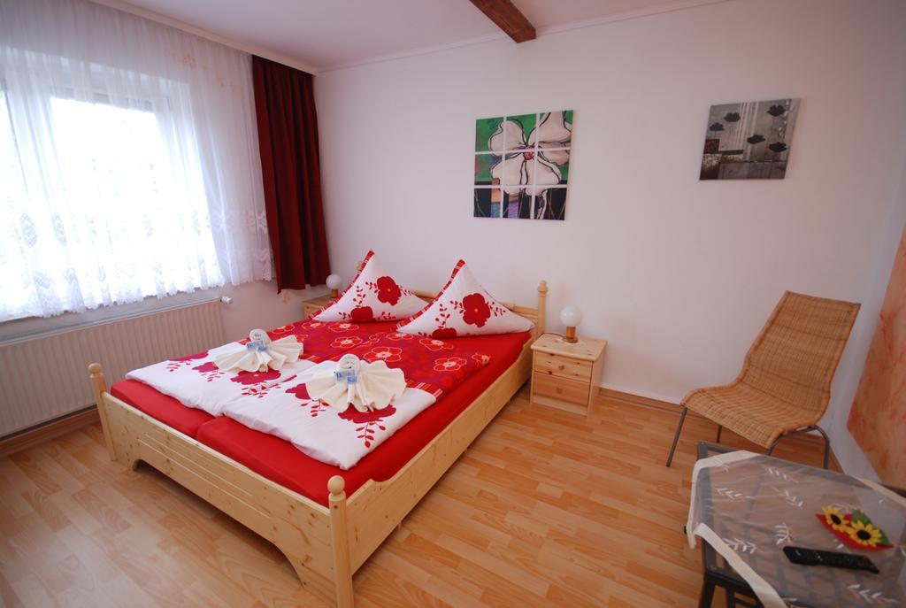 Landpension Bielatal - Raum Szoba fotó